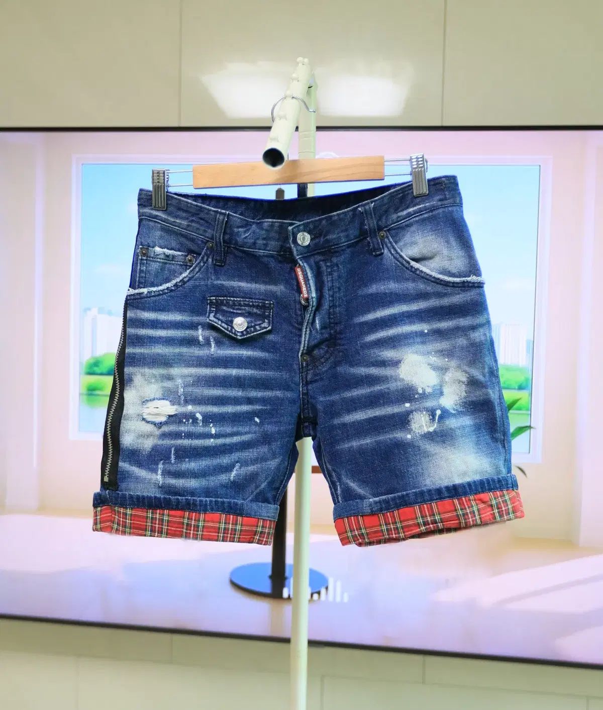 DSQUARED2 ディースクエアード2 ウォッシュ CHECK バイカラー ハーフパンツ フィット きれいです
