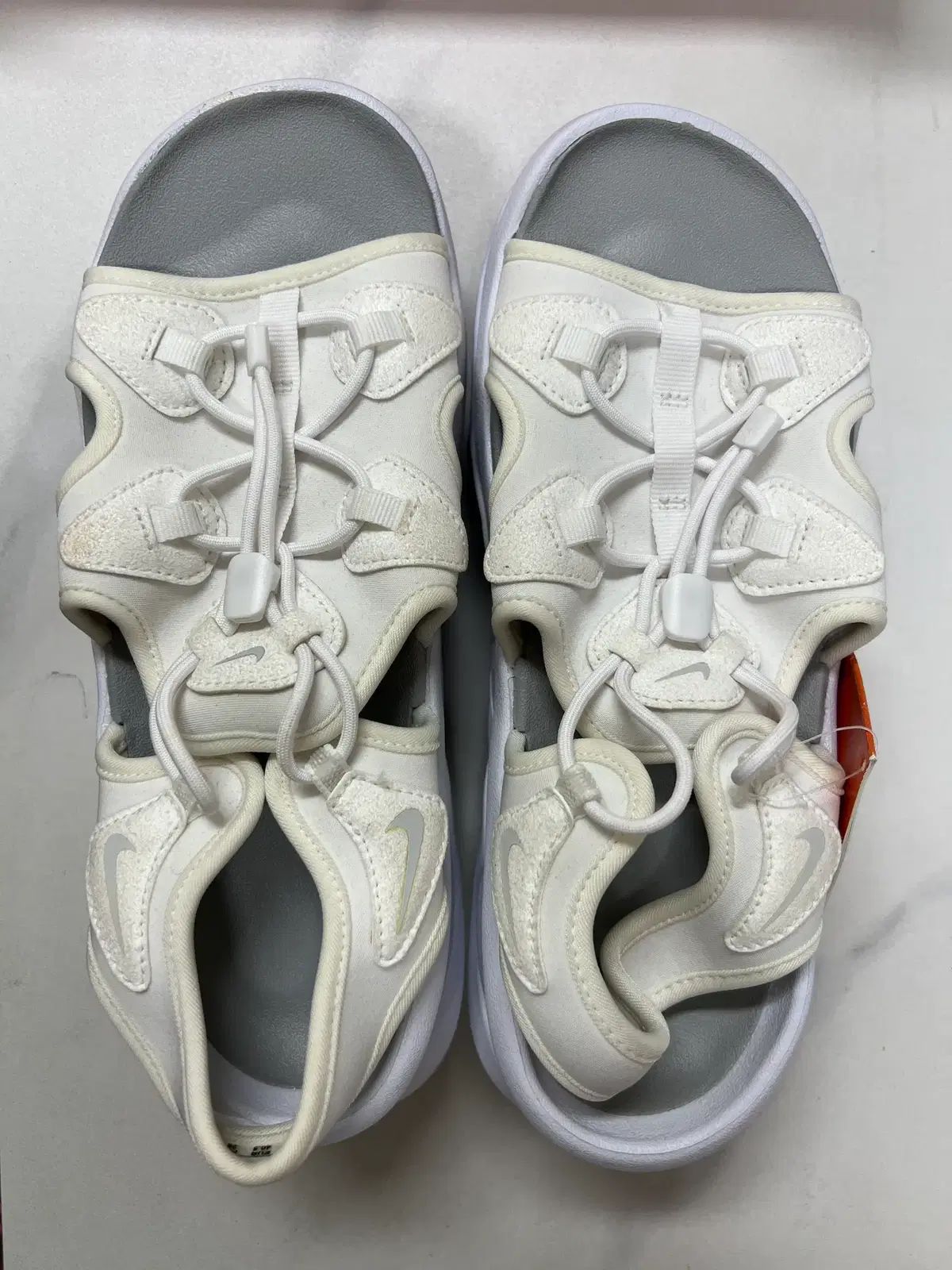 新品) NIKE ナイキ エアマックス ココ サンダル 白 260サイズ