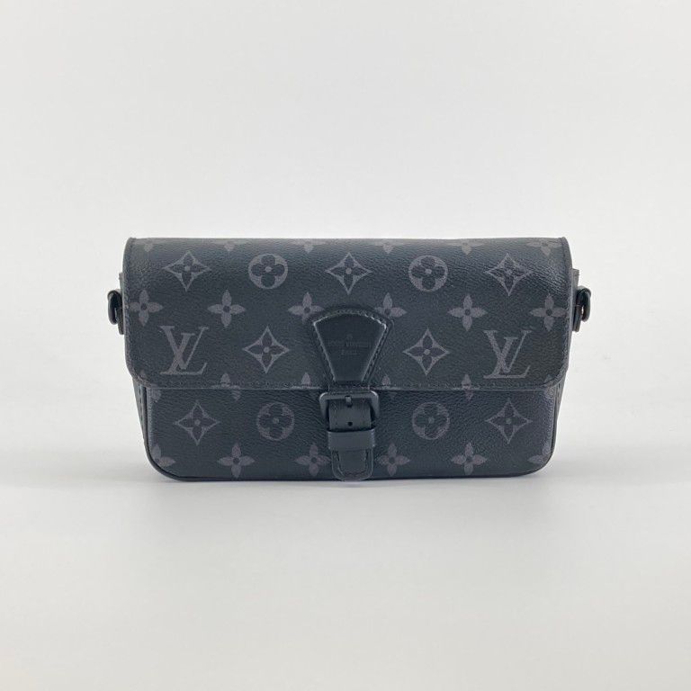 LOUIS VUITTON（ルイ・ヴィトン）　モンスリ　ウェアラブル　ウォレット　M83567　ショルダーバッグ　ブラック