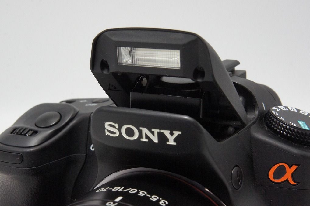 美品 SONY ソニー α200 レンズキット DSLR-A200K (DT 18-70mm F3.5-5.6