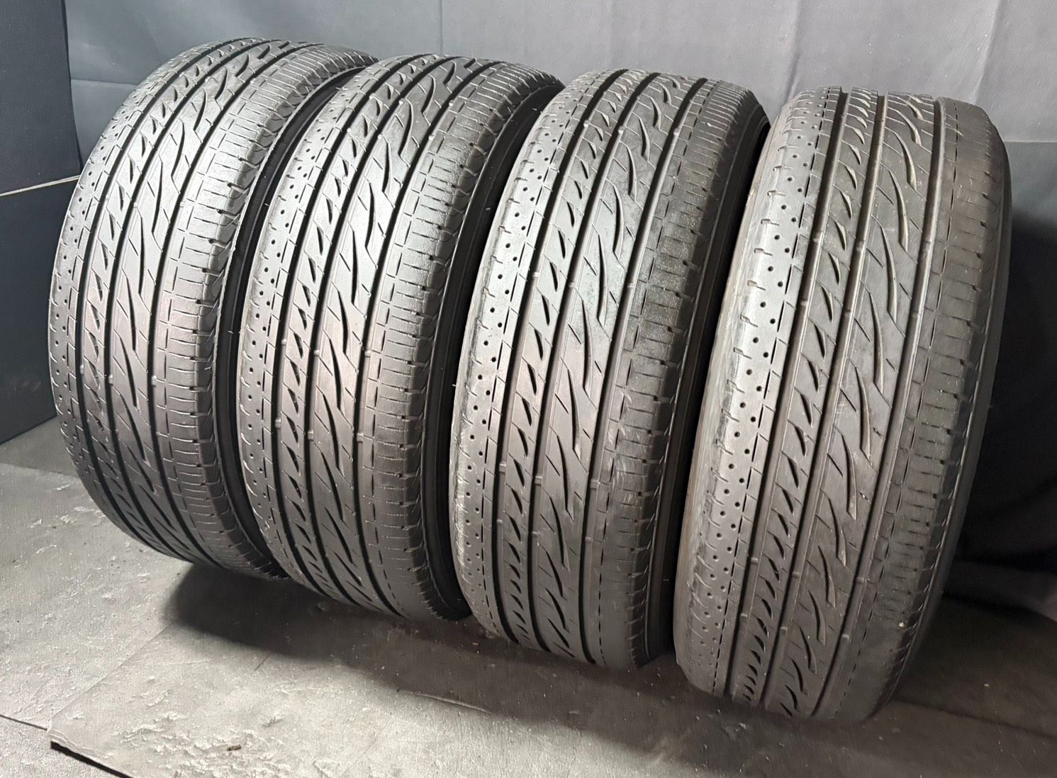 2019年製 約7.4～8分山 ブリヂストン　BRIDGESTONE レグノ　REGNO GRVⅡ 225/60R17 4本 h_2136