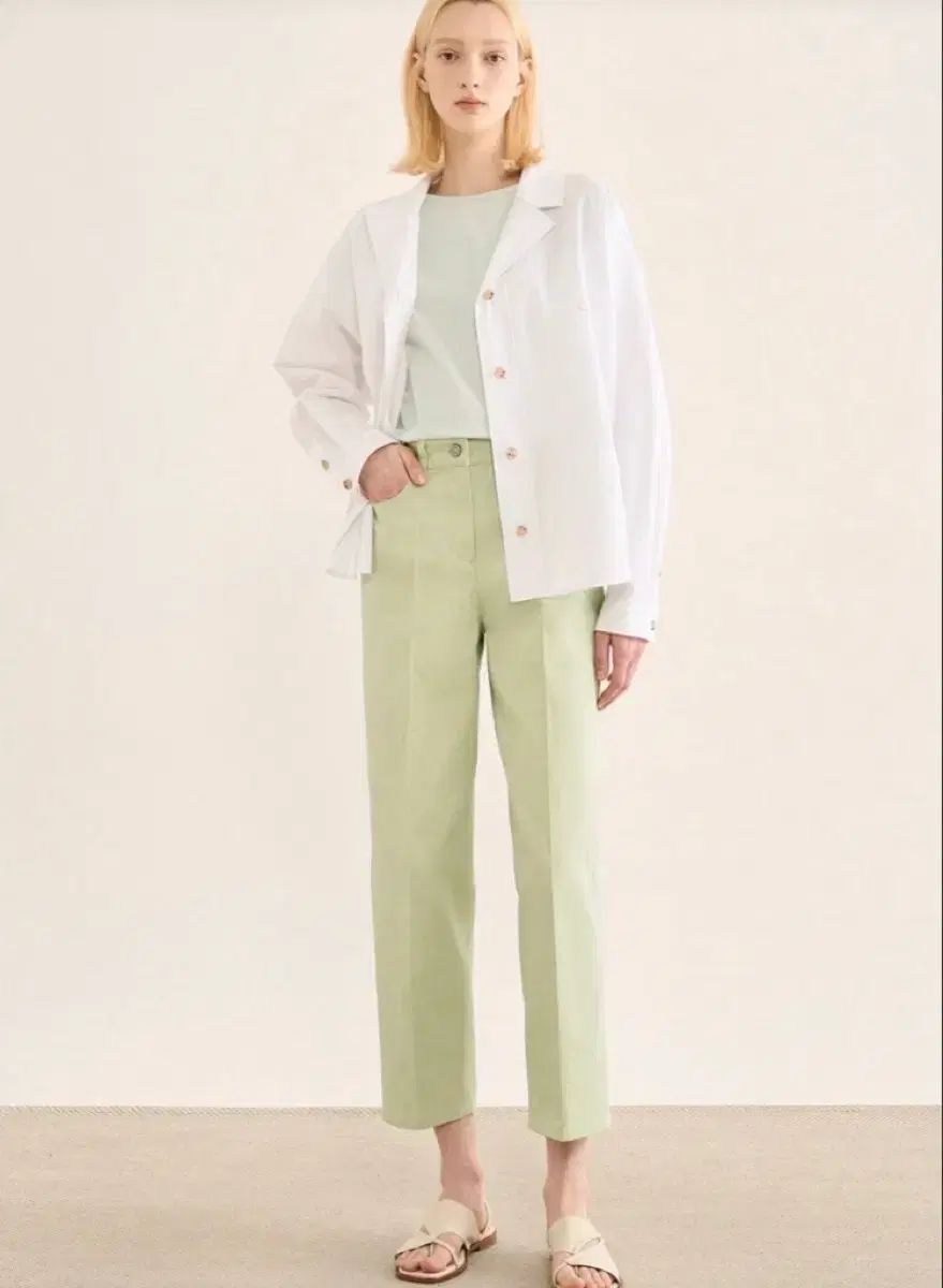 ザ・カシミア ライム色 パンツ 26,466円