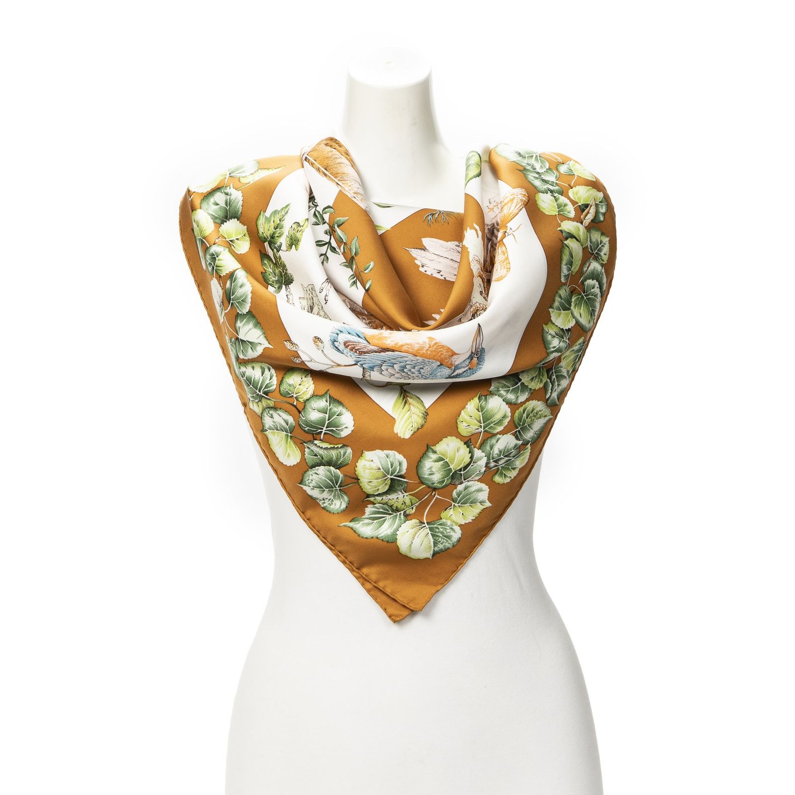 [中古] HERMES エルメススカーフ茶色、アイボリー、緑100% ツイルシルクA 31,265円