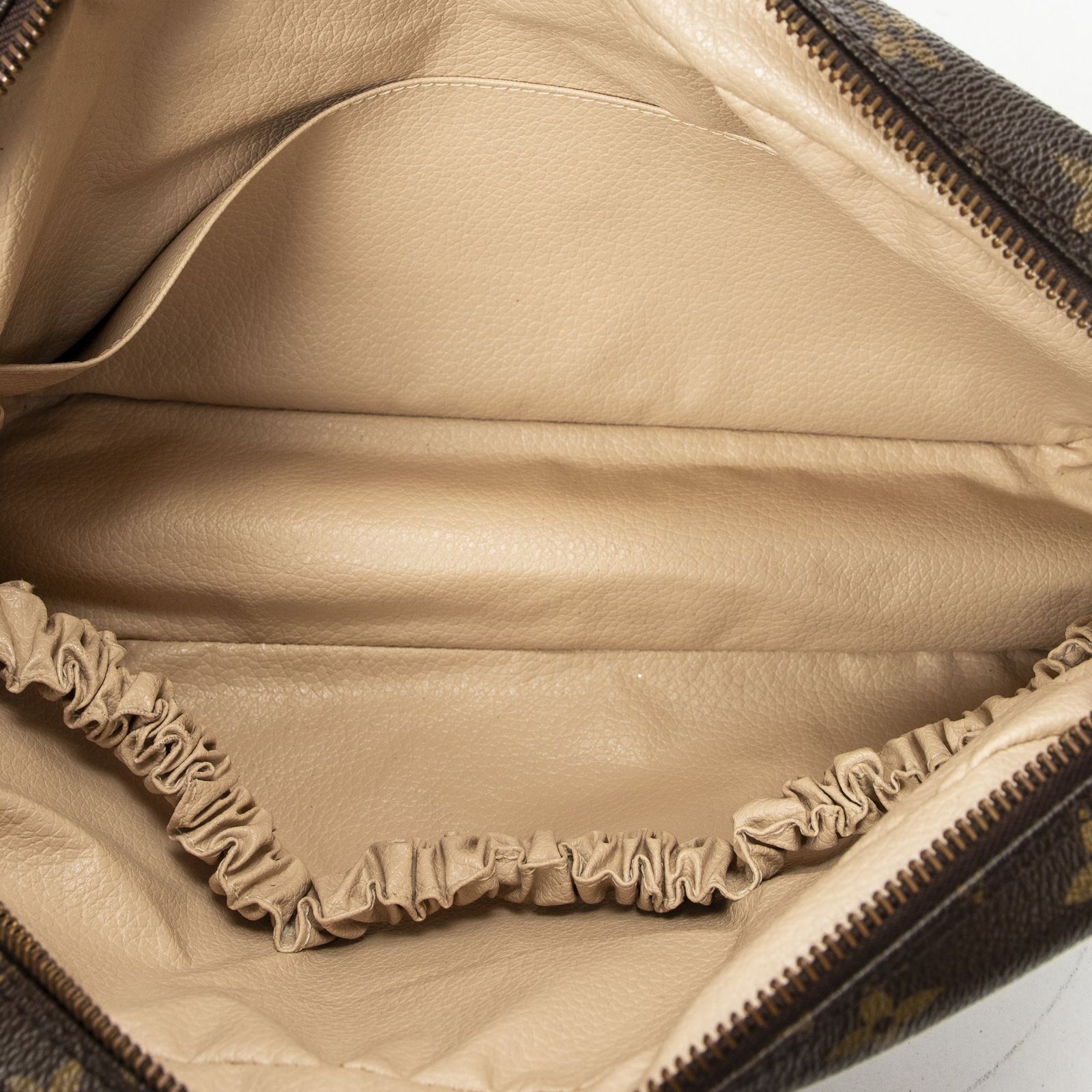 ルイ・ヴィトン トイレタリーポーチ ヴィンテージ 中古] LOUIS VUITTON ルイヴィトントイレタリーポーチ茶色モノグラム