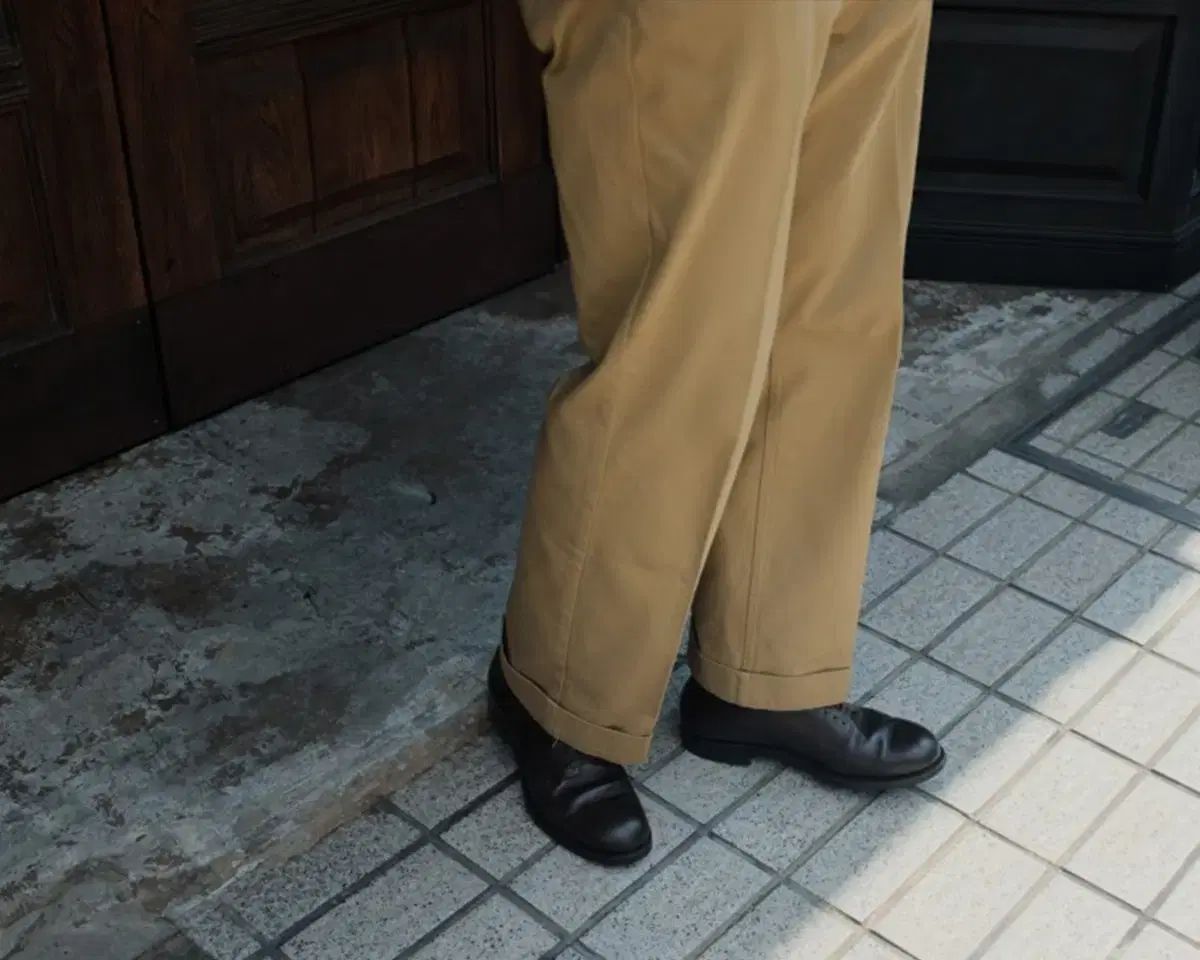 TROPHY CLOTHING (トロフィークロージング) 40 シビリアン チノパンツ カーキ 34サイズ