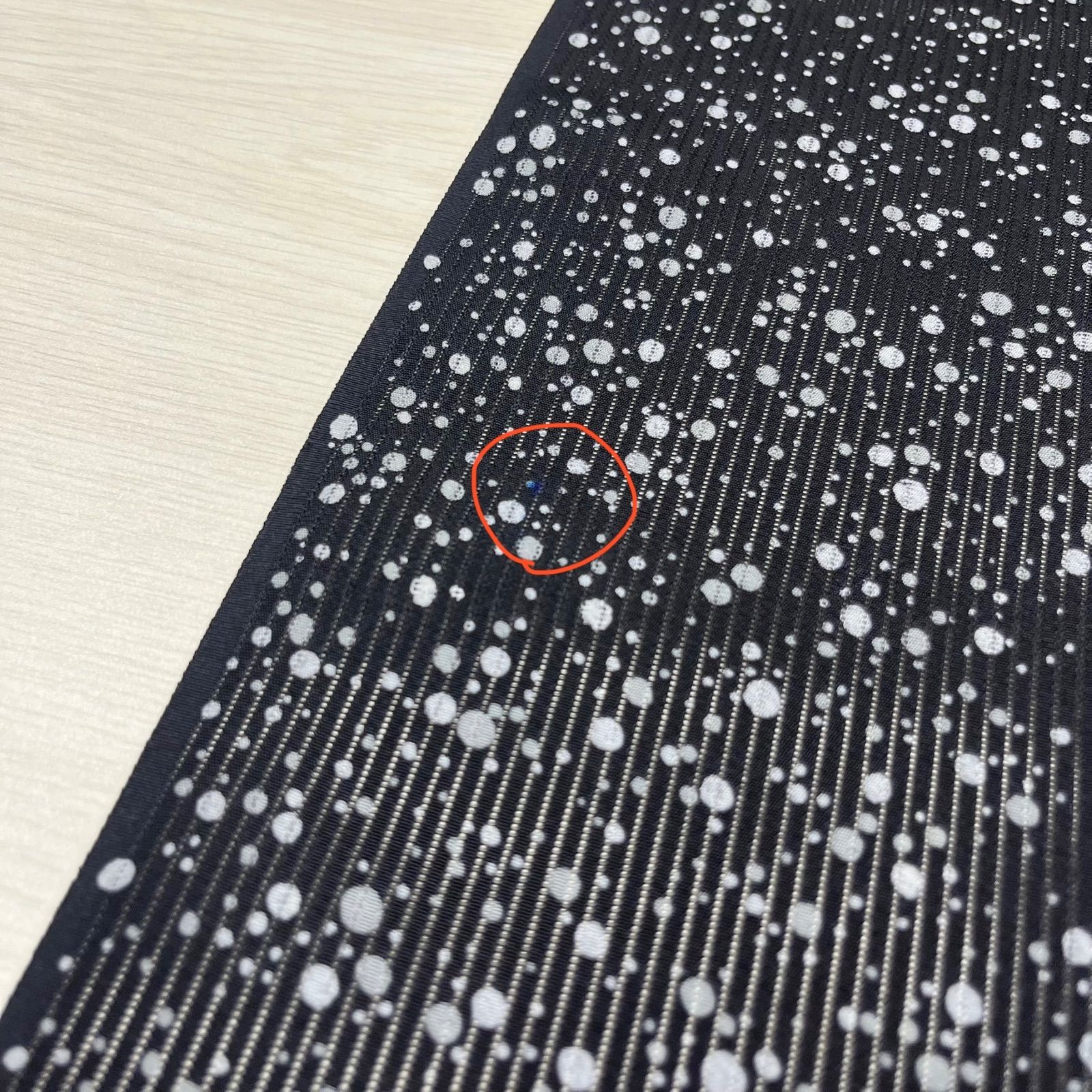 【未使用品】 匿名配送 反物 夏着物 江戸の彩 吉江明 小紋 絽小紋 未仕立て 絹100% 黒系 水玉柄 反物夏26 【未使用品】 匿名配送 反物 夏着物 江戸の彩 吉江明 小紋 絽小紋 未仕立て 絹100% 黒系 水玉柄 反物夏26