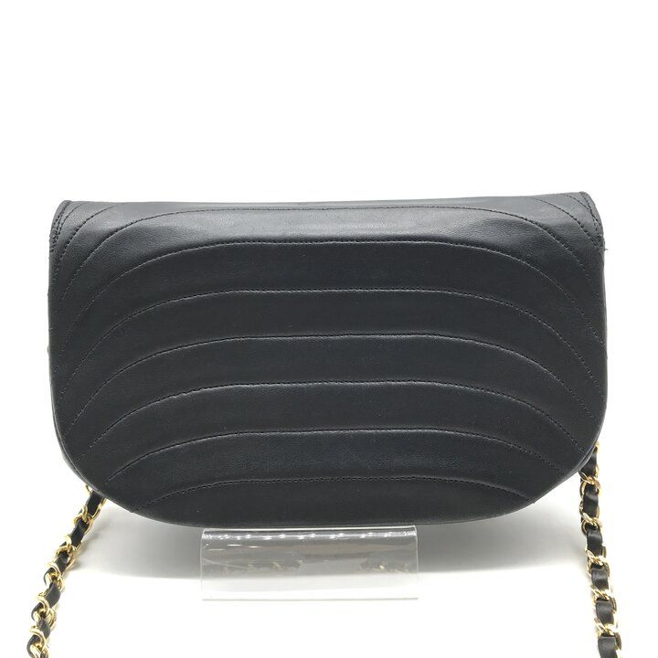 良品 CHANEL シャネル ココマーク ラムスキン ハーフムーン ターン