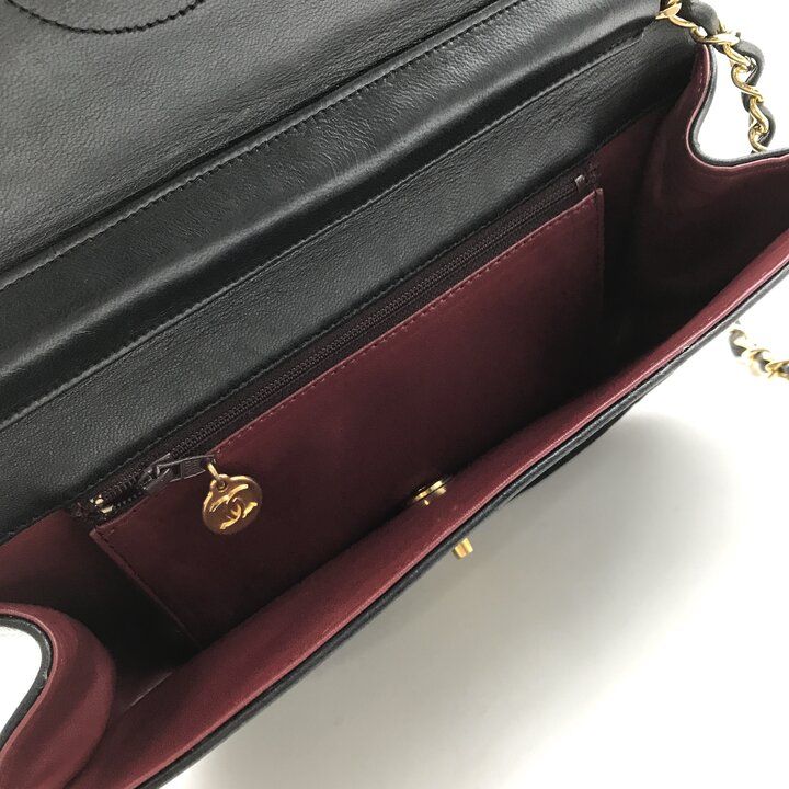 良品 CHANEL シャネル ココマーク ラムスキン ハーフムーン ターン