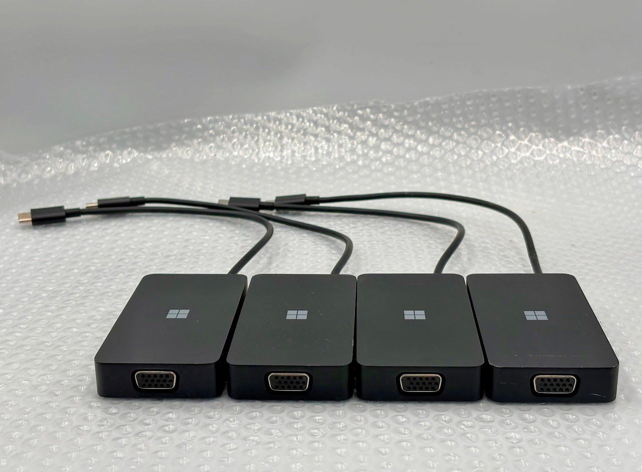 4個　Microsoft 純正 USB-C VGA変換アダプター Model 1941 Surface対応 中古