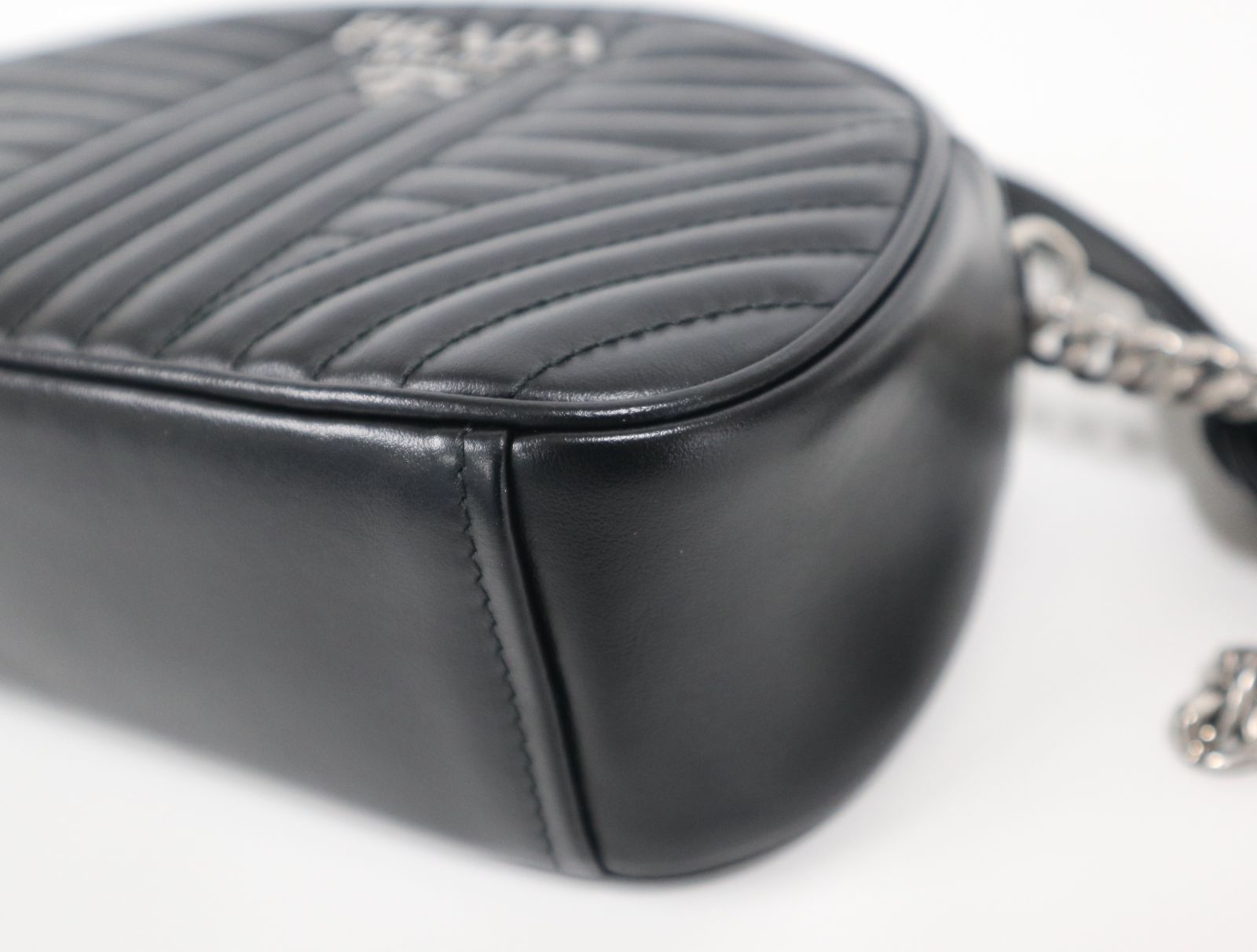 プラダ PRADA ダイアグラム レザー チェーンショルダーバッグ 1BH147