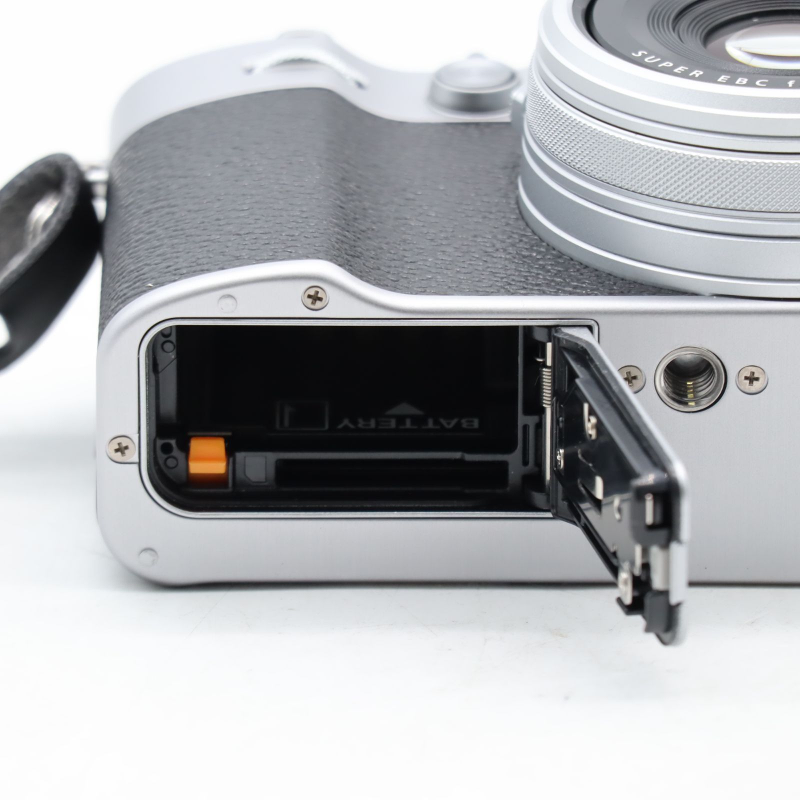 ショット数1100回 多言語 FUJIFILM X100VI デジタルカメラ-シルバー