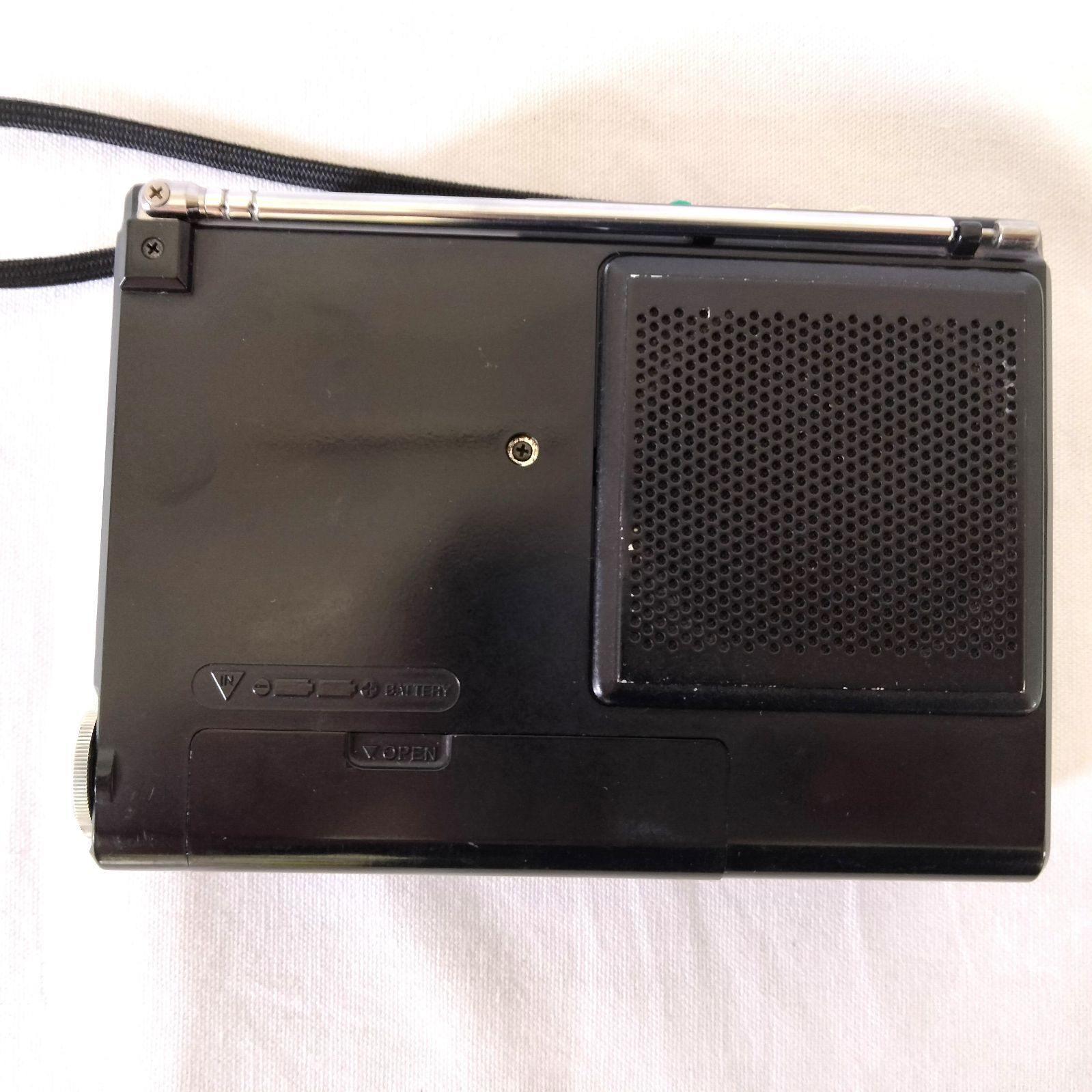 ジャンク品】AIWA TR-8 ポータブルラジオカセットレコーダー - メルカリ