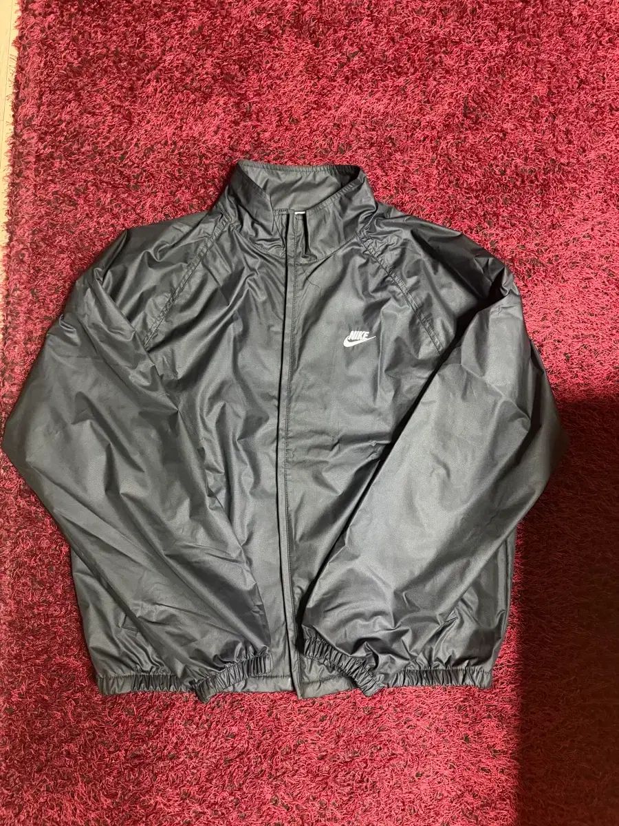 ナイキ(NIKE) ウーブン ウィンドブレーカー ジャケット (ブラック) 出品