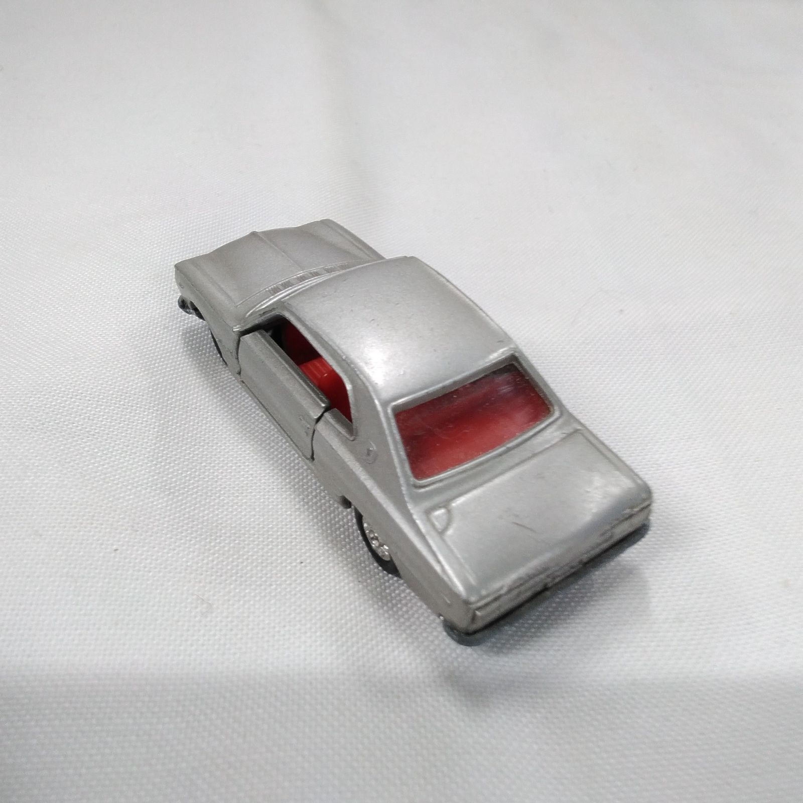 トミカ ニッサン スカイライン HT2000GT ハコスカ 1Eホイール 当時物