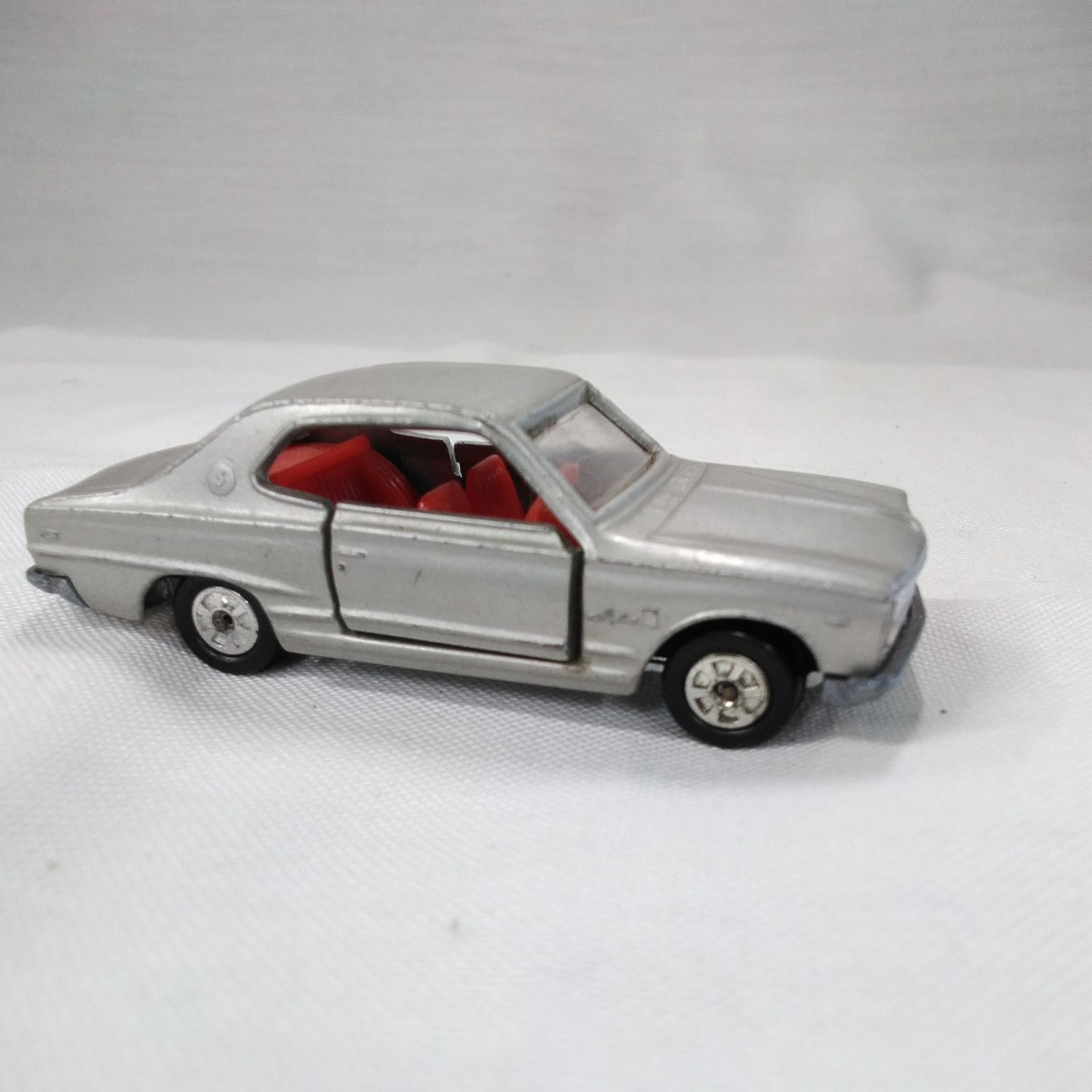 トミカ ニッサン スカイライン HT2000GT ハコスカ 1Eホイール 当時物