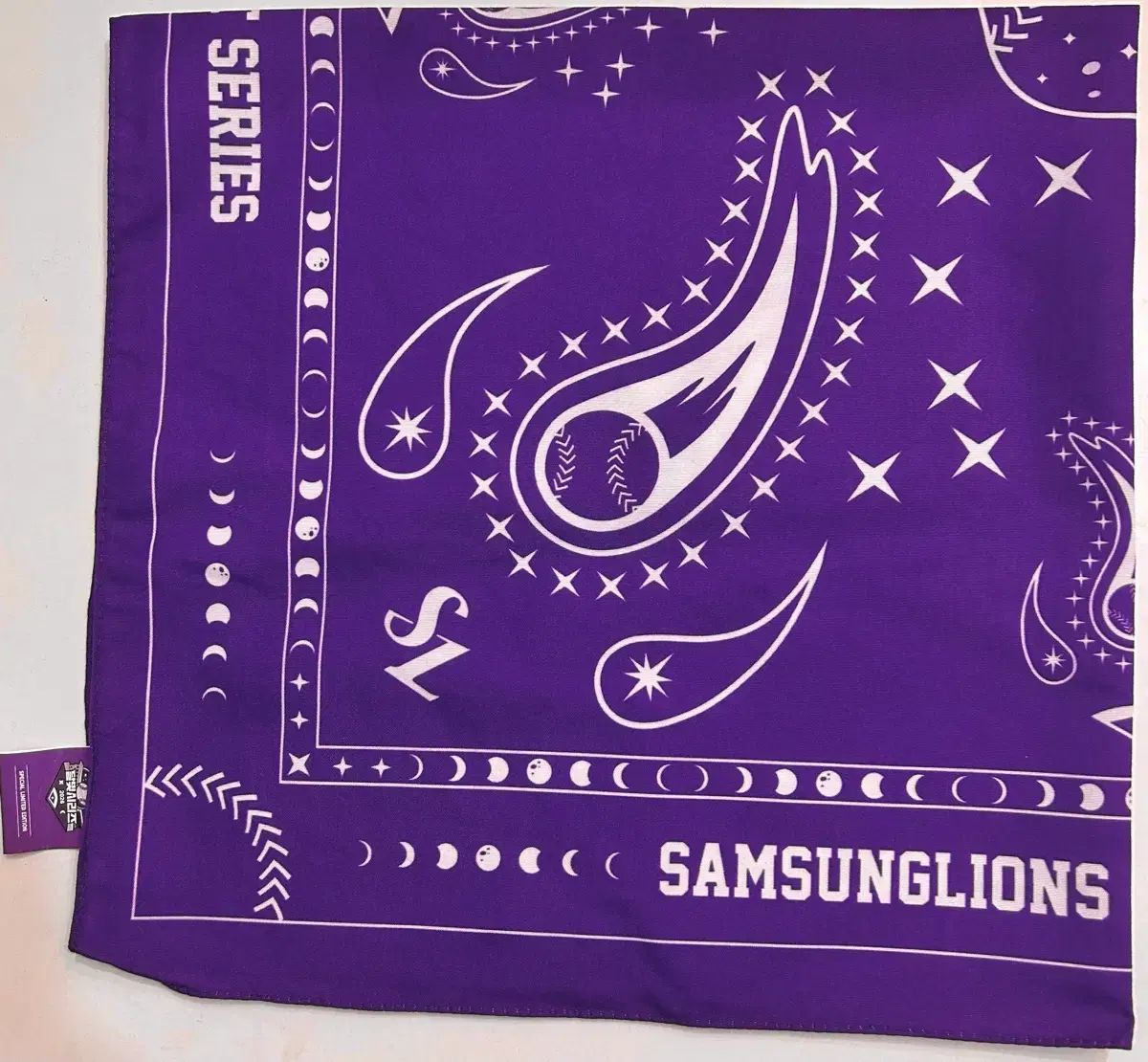 未使用 SAMSUNG LIONS 月シリーズ 紫 バンダナ