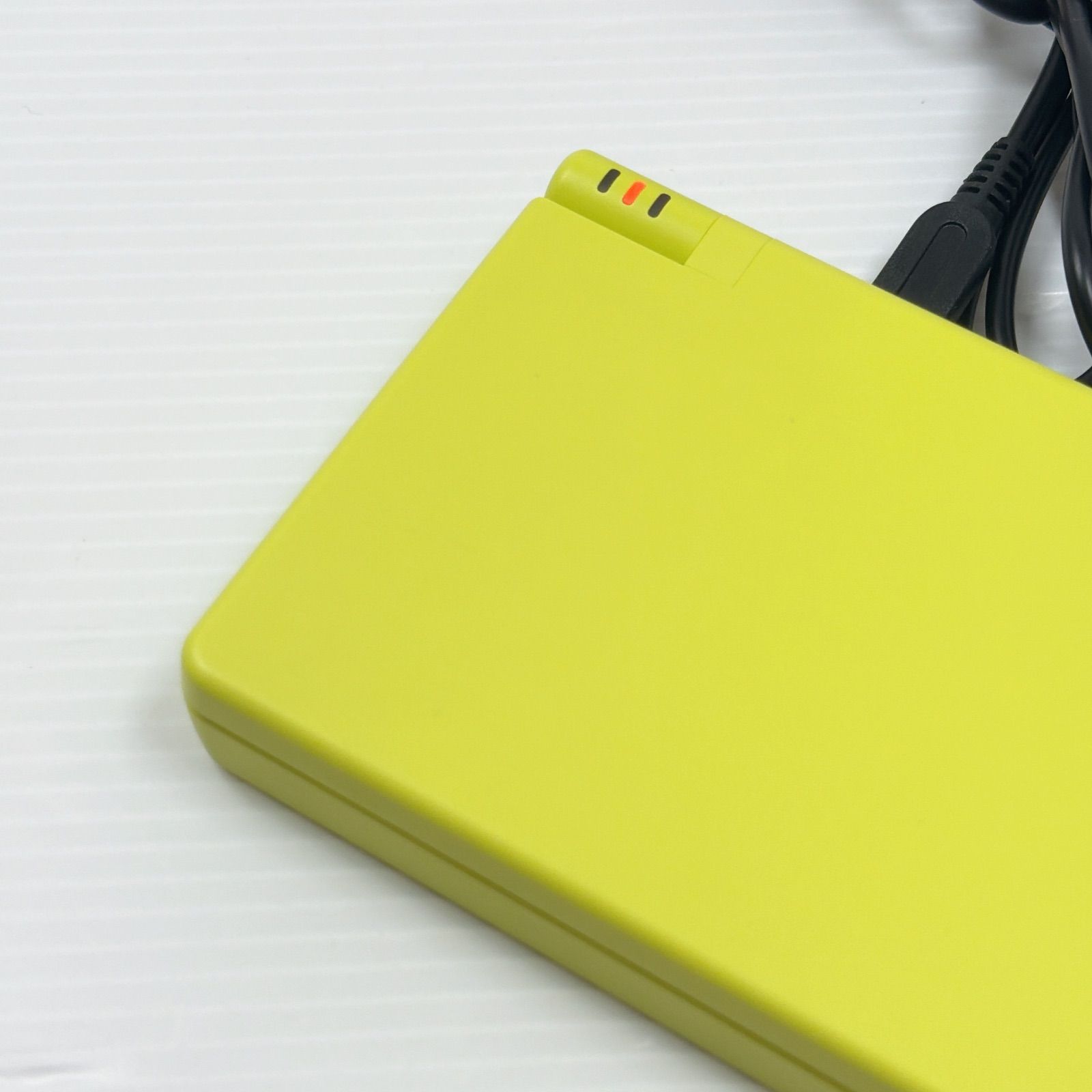 極美品 ニンテンドー DSi ライムグリーン 遊べるセット 動作確認済み