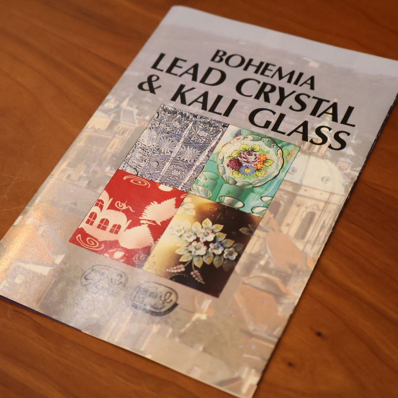 BOHEMIA ボヘミア CRYSTAL クリスタルグラス PK500 フラワーベース 花瓶 ガラス チェコ ガラス工芸品 箱付き エレガント