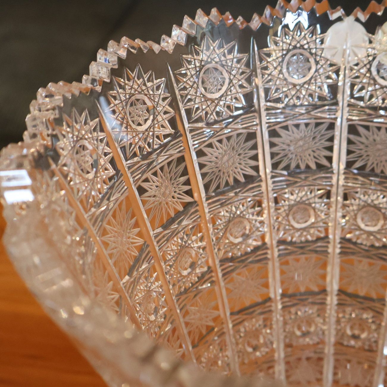 BOHEMIA ボヘミア CRYSTAL クリスタルグラス PK500 フラワーベース 花瓶 ガラス チェコ ガラス工芸品 箱付き エレガント