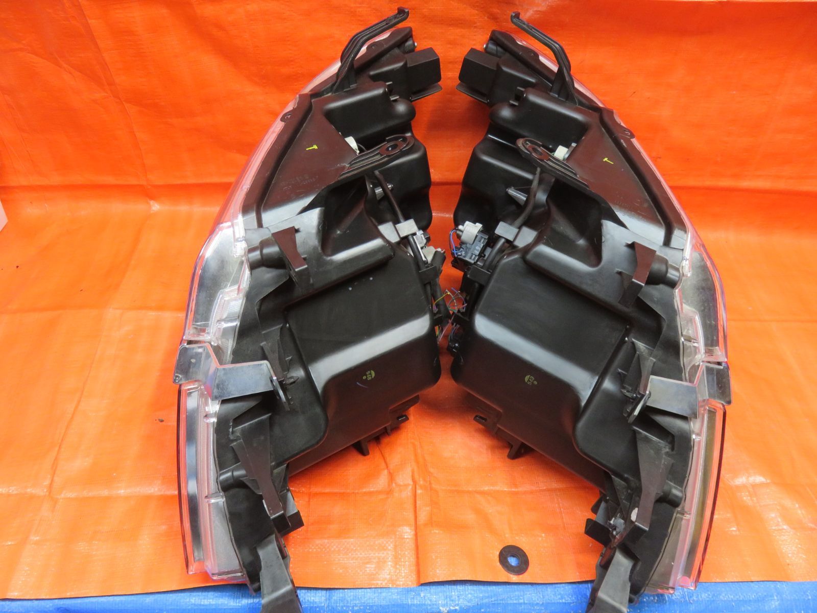 LF258* 点灯OK 日産 セレナ HFC26/後期 ヘッドライト LED ヘッドランプ 