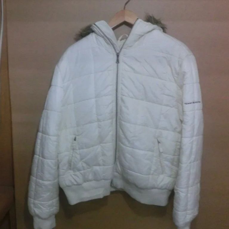 【TAKA88-41】◇TOMMY HILFIGER ファー付きダウンジャケット　ホワイト