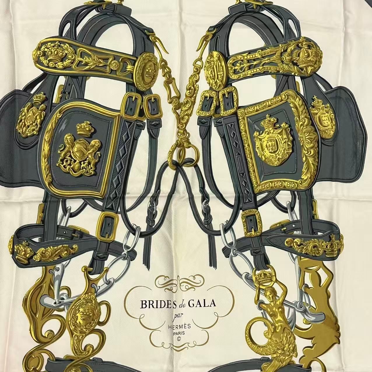 エルメス カレ90 ブリッド・ドゥ・ガラ シルクスカーフ 式典用馬勒 HERMES エルメス カレ90 シルク スカーフ BRIDES de GALA ブリッド