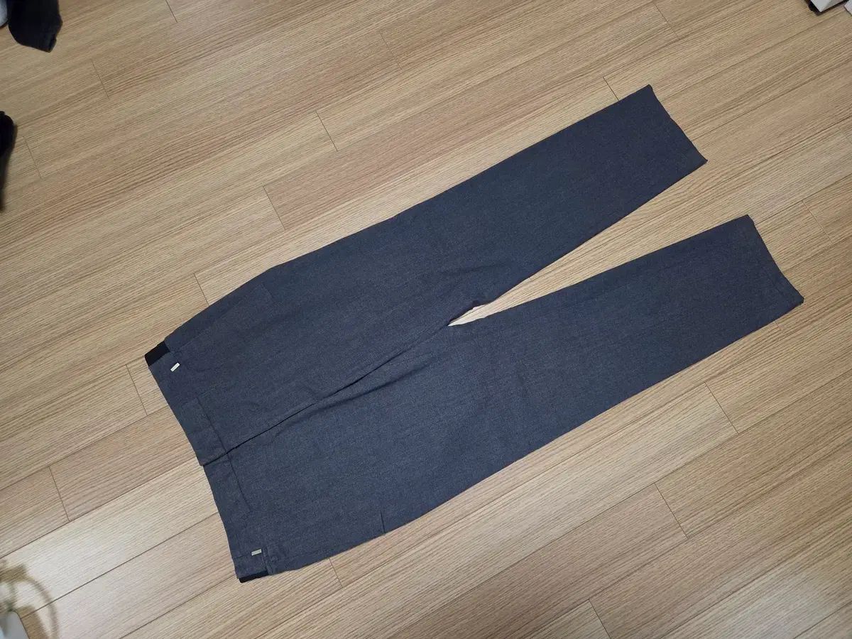 SYSTEM homme グレー バンディング スラックス パンツ