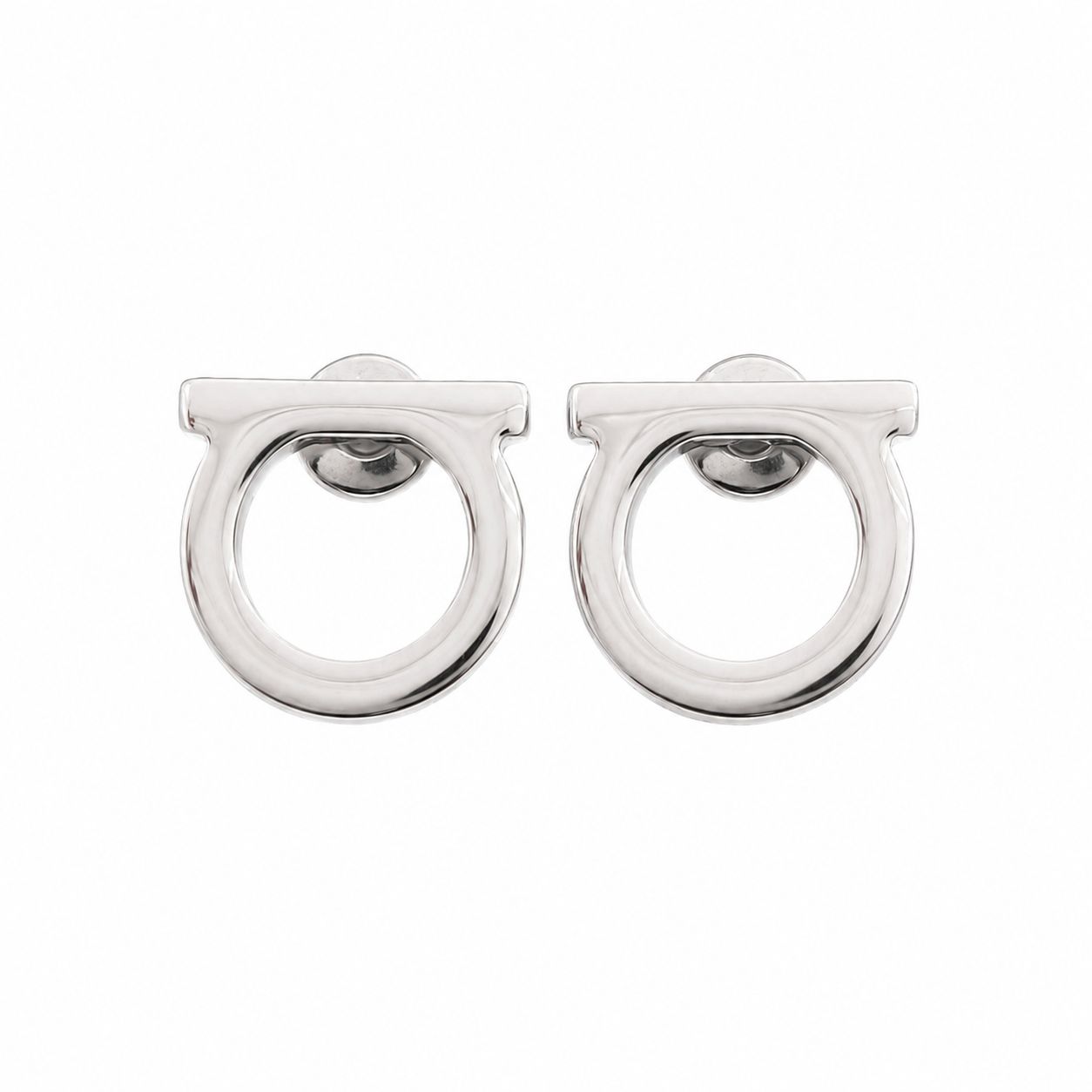 【ギフト対応可】フェラガモ FERRAGAMO ピアス STUD GANCIO DIA12 ガンチーニ レディース シルバー アクセサリー 人気 ブランド おしゃれ 誕生日 記念 プレゼント ギフト 送料無料