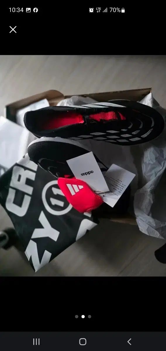 アディダス サッカーシューズ 出品