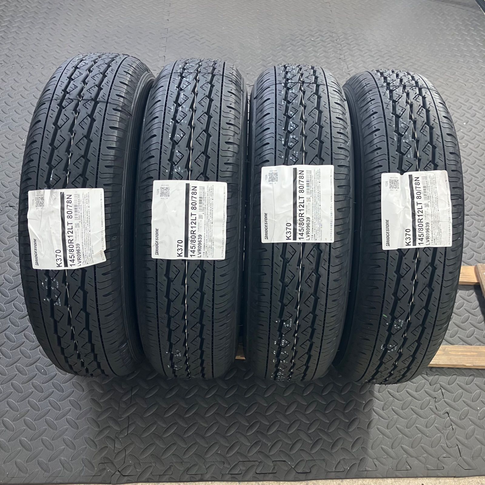 26年製 新品タイヤ 145/80R12 80/78N LT ブリヂストン K370(夏タイヤ