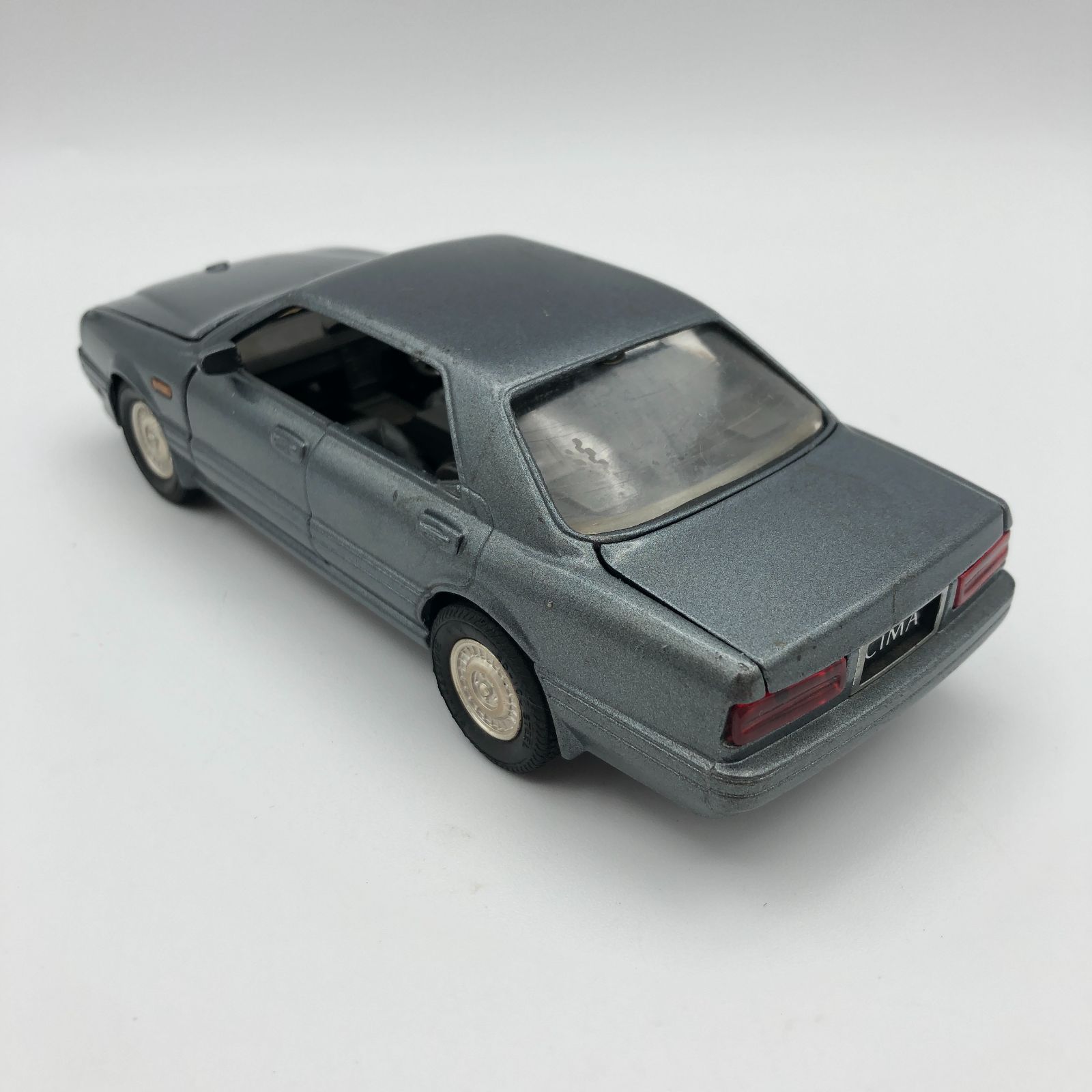 ヨネザワ ダイヤペット 日産 シーマ 1988 モデルカー ミニカー #i00158