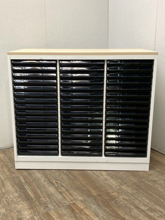 【中古品】ウチダ 天板付B4クリアケース書庫 ホワイト