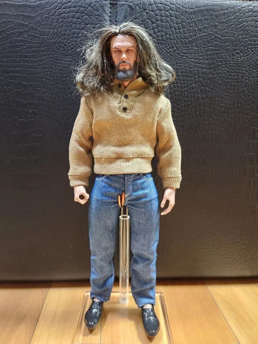 アクアマン 私服 식모ヘッド フィギュア