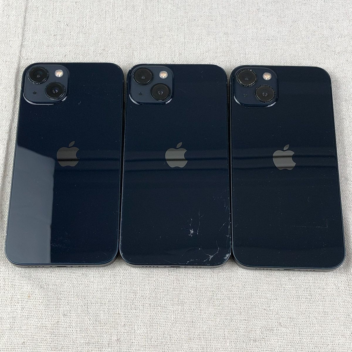 ◇ジャンク品◇【3点セット・SIMロック解除済】Apple iPhone 13（A2631