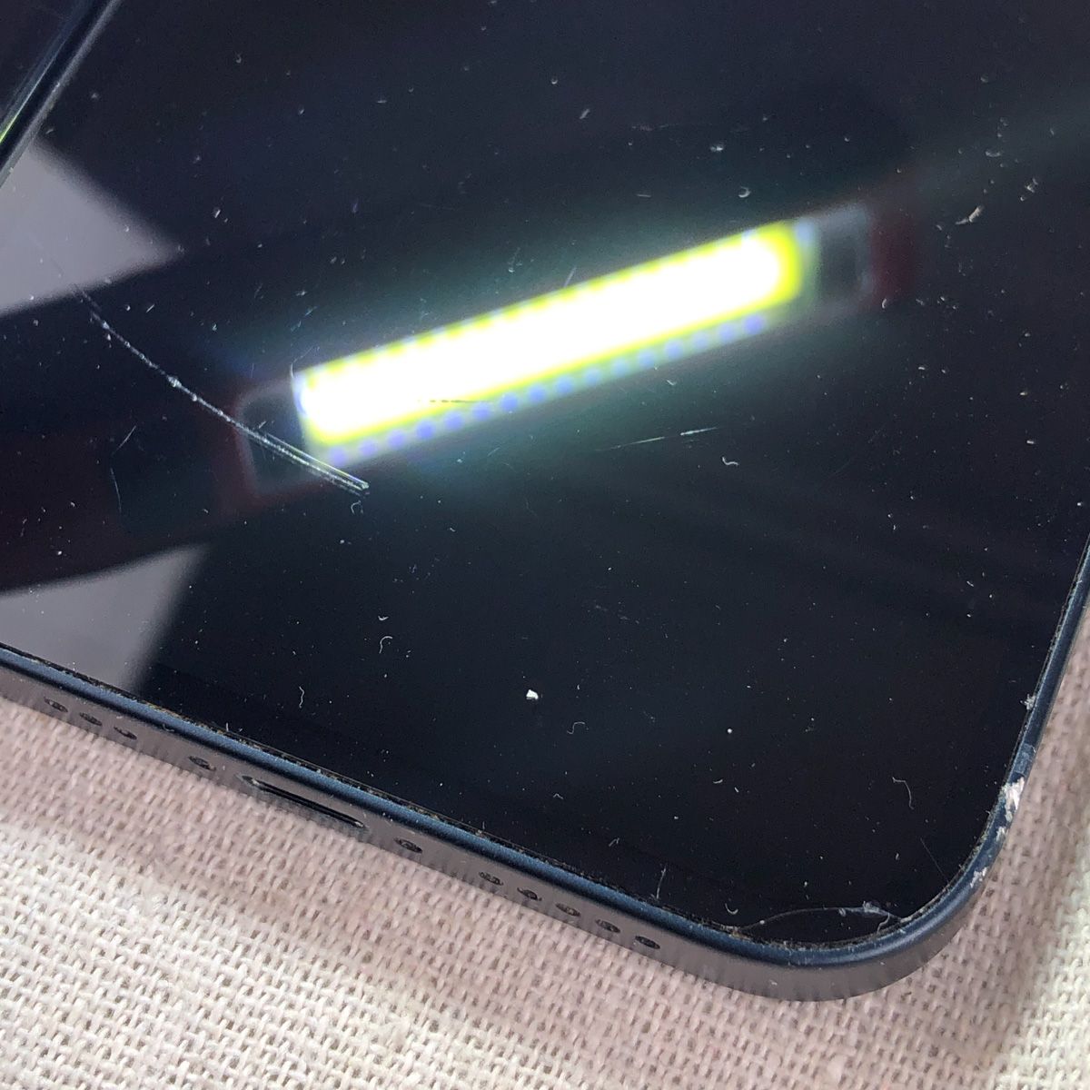 ◇ジャンク品◇【3点セット・SIMロック解除済】Apple iPhone 13（A2631