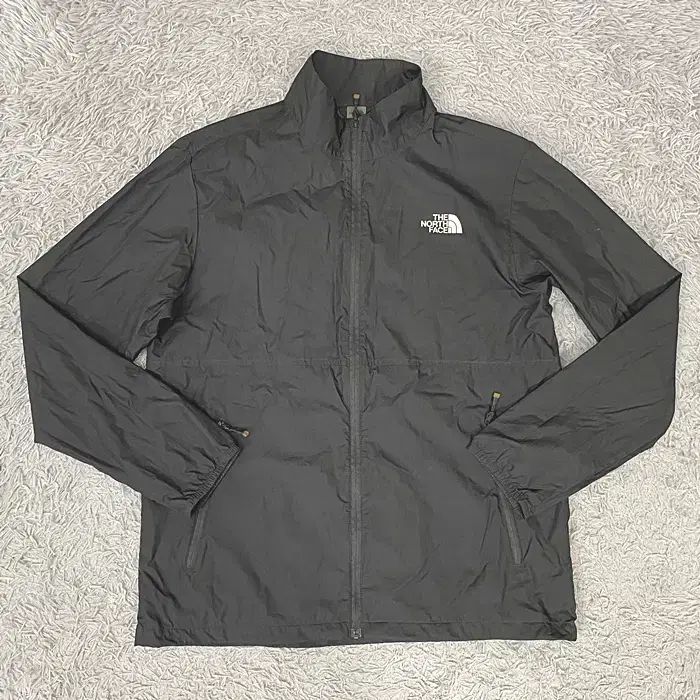 THE NORTH FACE ザノースフェイス 春夏 ウィンドブレーカー アウター 100