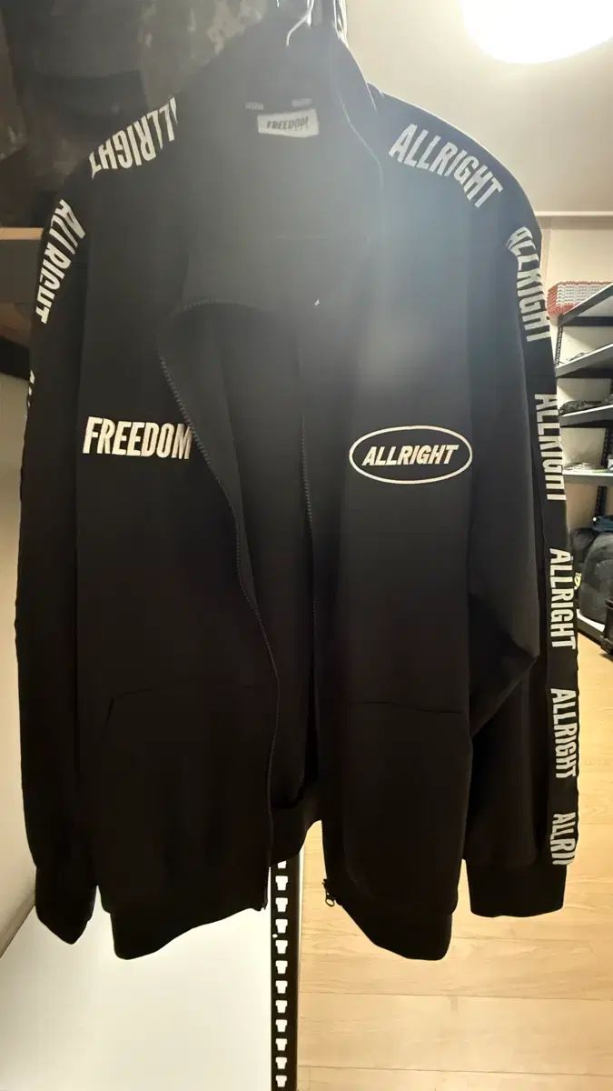 FREEDOM オールライト ジャージ ジャケット