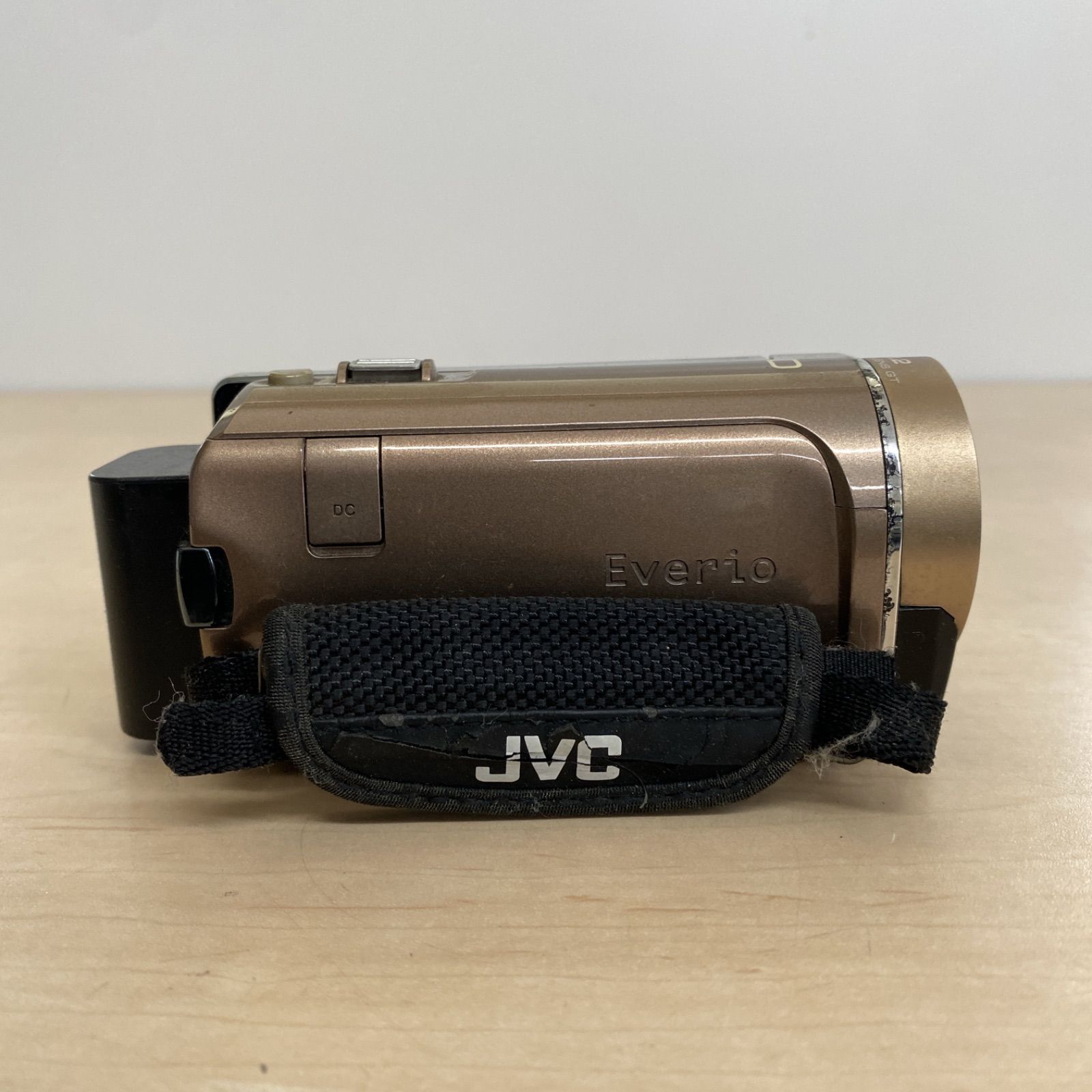 中古美品 JVC ビデオカメラ Everio GZ-HM890 ジャンク品 JVC Everio GZ-HM890-N ビデオカメラ 【RG20】 - メルカリ