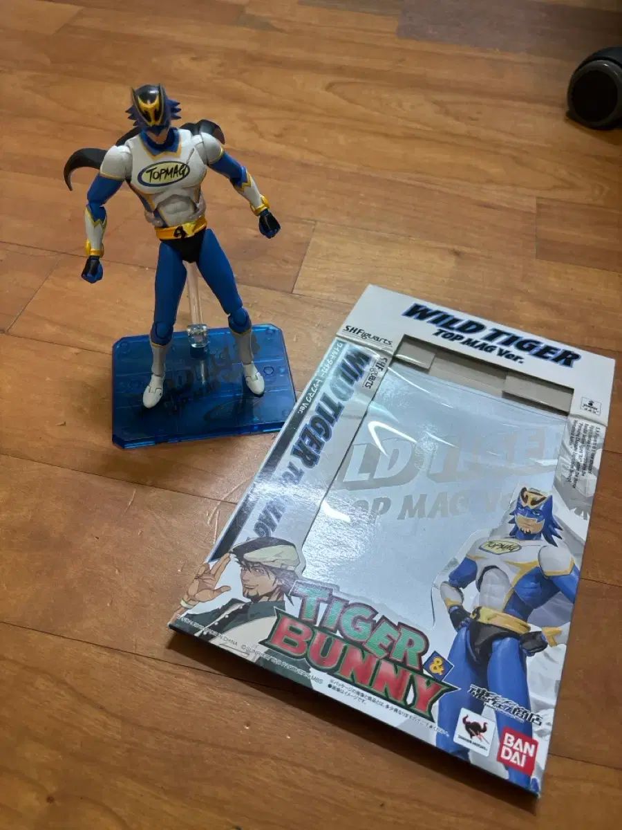 タイガーアンドバニー バンダイSHF ワイルダージャケット トップス Ver