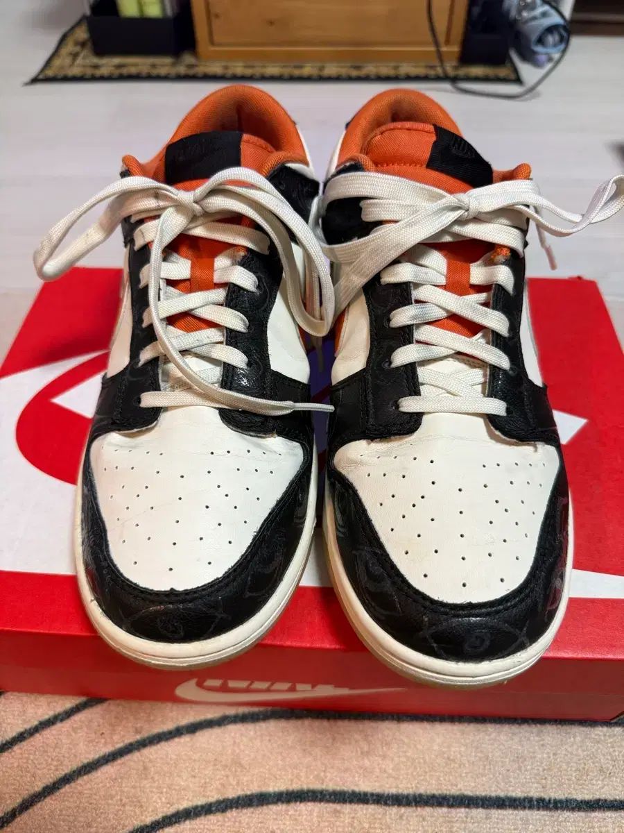 280 NIKE ダンク ロー ハロウィーン