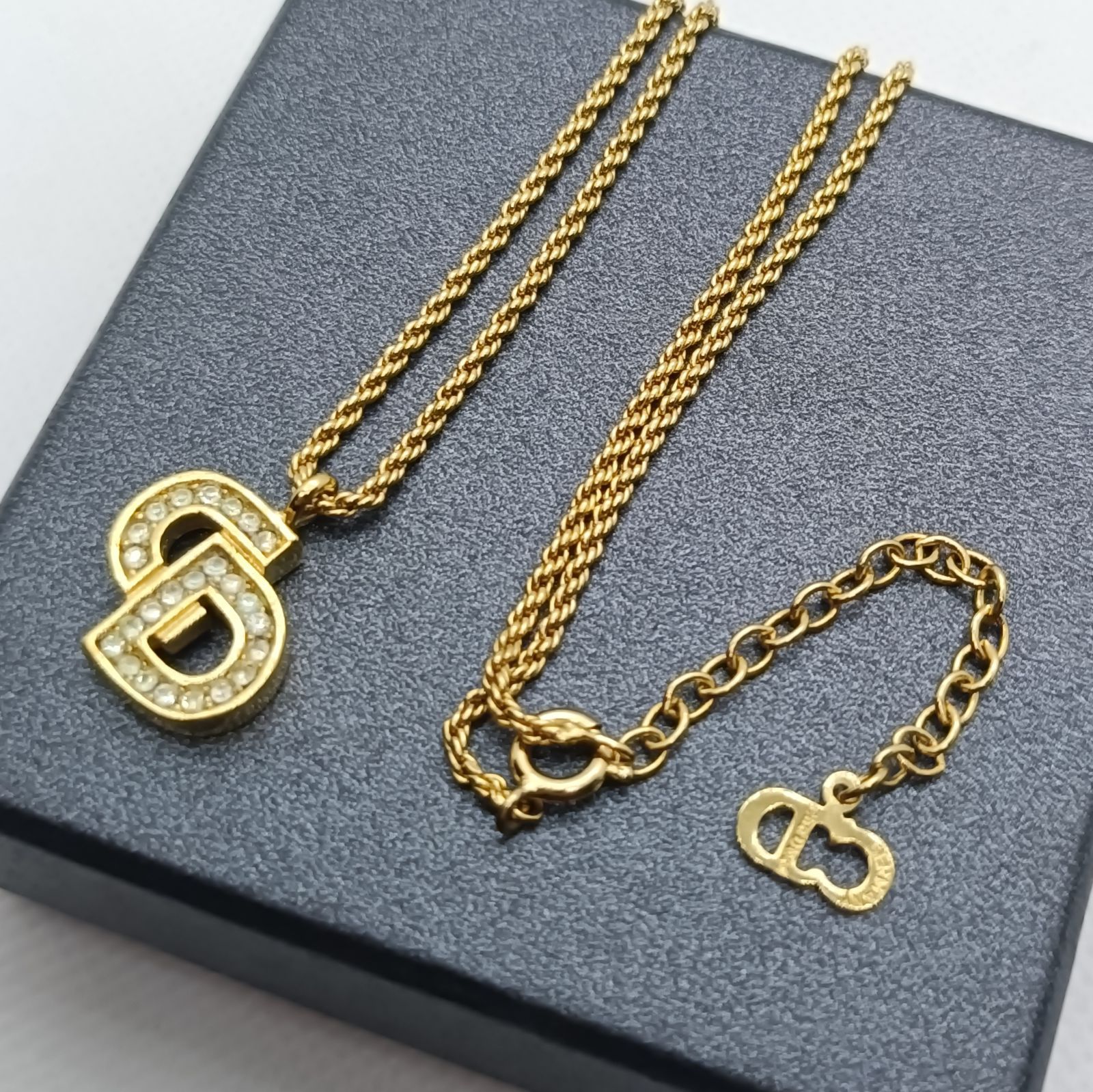 美品✨️ Dior CD チャーム ネックレス ゴールド ストーン ディオール 