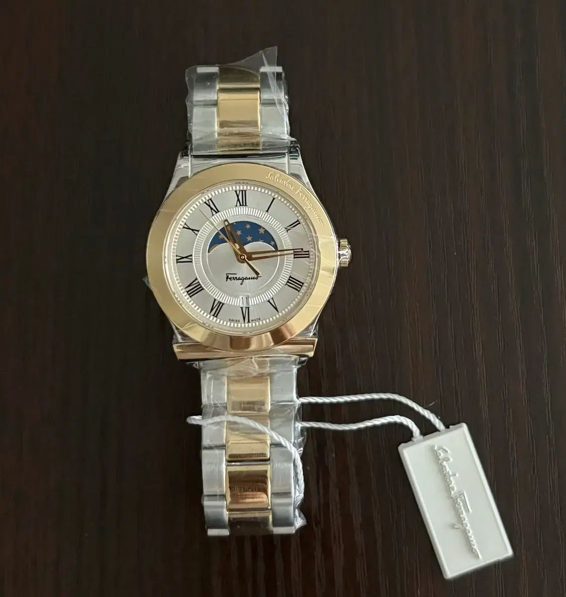 FERRAGAMO フェラガモ ムーンペイズ 時計 新品