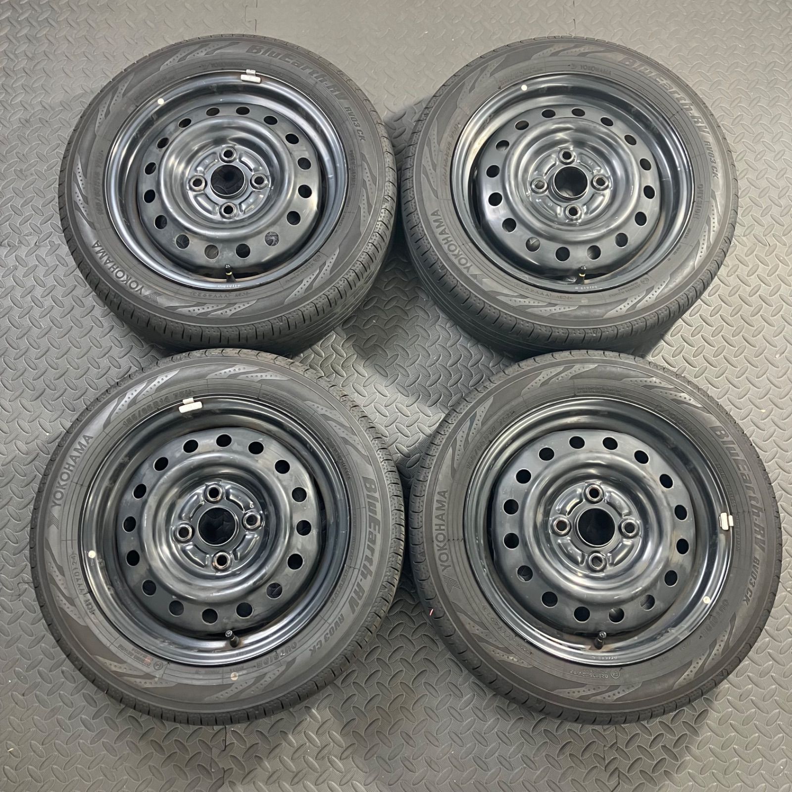 23/24年製 155/65R14 ヨコハマ ブルーアースRV3 スズキ アルト ワゴンR