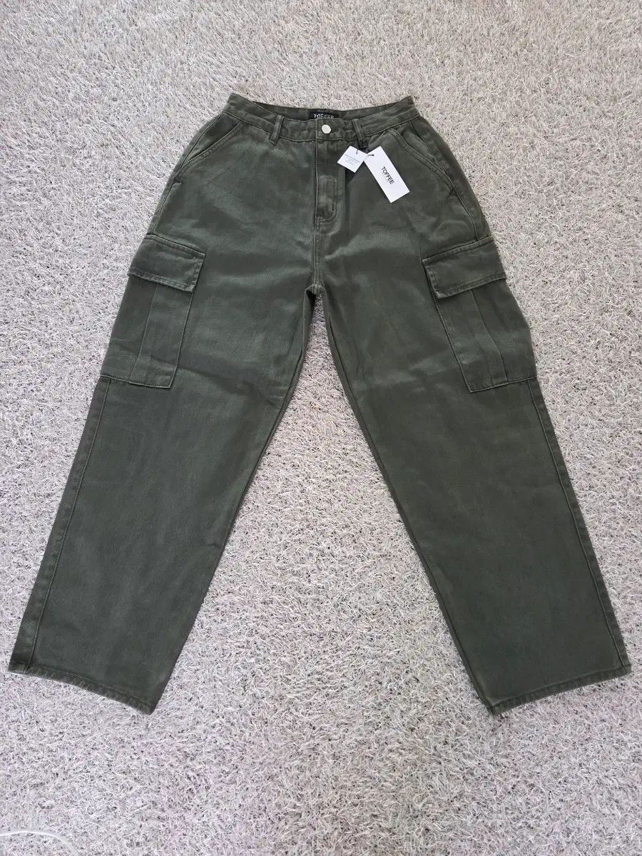 トフィー ガーメント ダイング カーゴ デニム パンツ (KHAKI) TOFFEE
