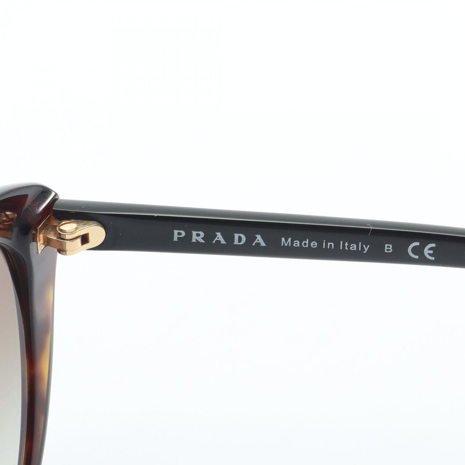 PRADA プラダ べっ甲柄 グラデーションレンズ サングラス - メルカリ