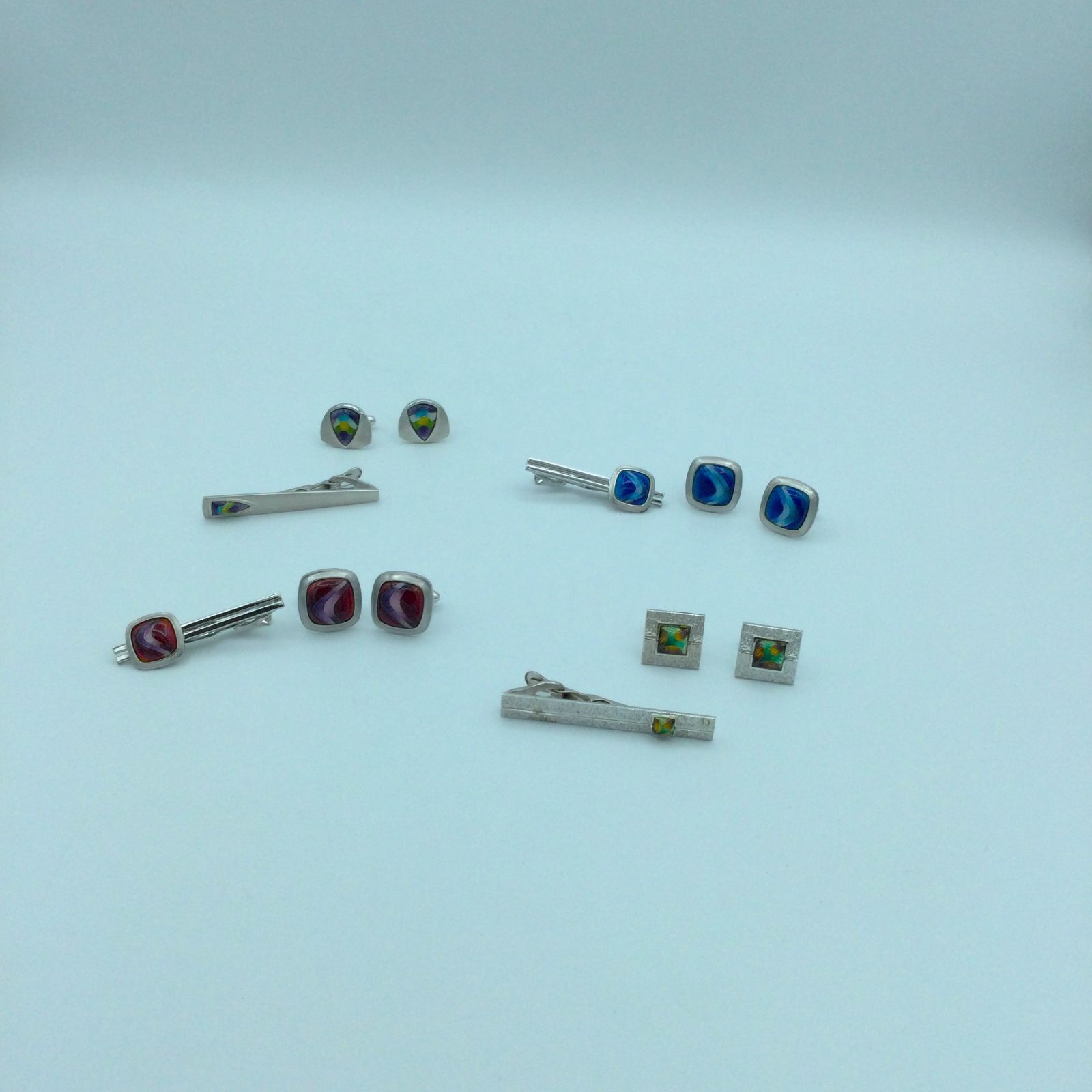 カフスボタンとネクタイピンのセット #i00157 - メルカリ