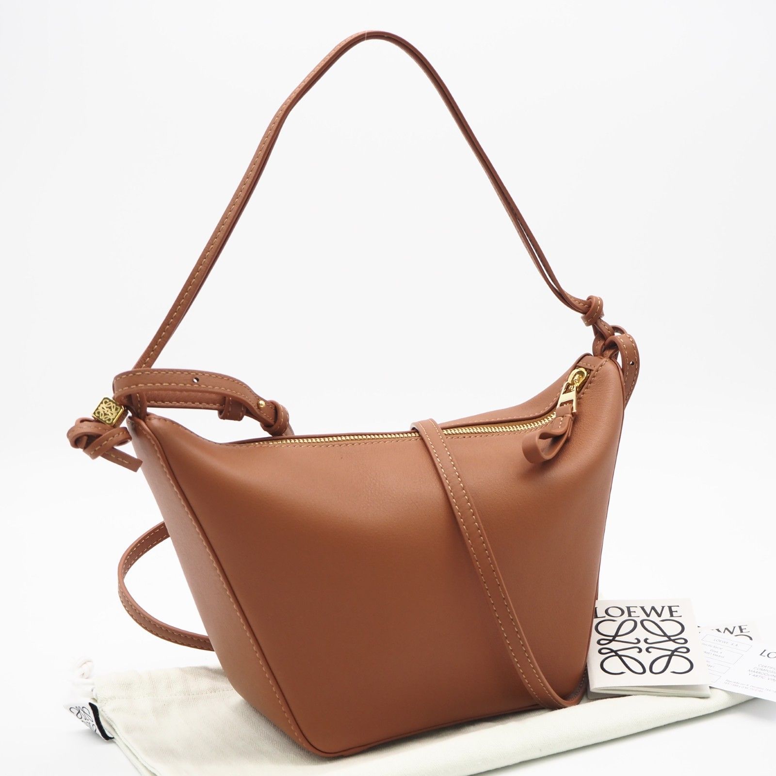 ★3日以内返品可★ 未使用 LOEWE ロエベ カーフスキン ハンモック ミニ ホーボー タン A538G13X01 ショルダーバッグ ブラウン カーフレザー レディース