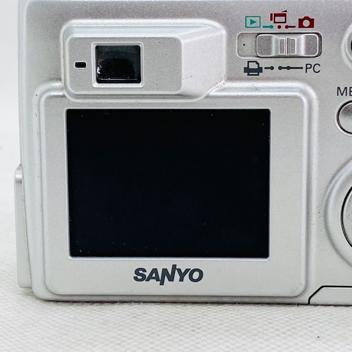 サンヨー　デジカメ SANYO - SANYO サンヨー 三洋電機 デジタル カメラ Xacti DSC-S1 320万