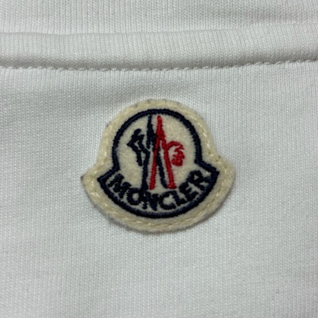 【美品】MONCLER モンクレール ポロシャツ ホワイト ロゴワッペン M モンクレール MONCLER ロゴワッペンポロシャツ 83043 ホワイト