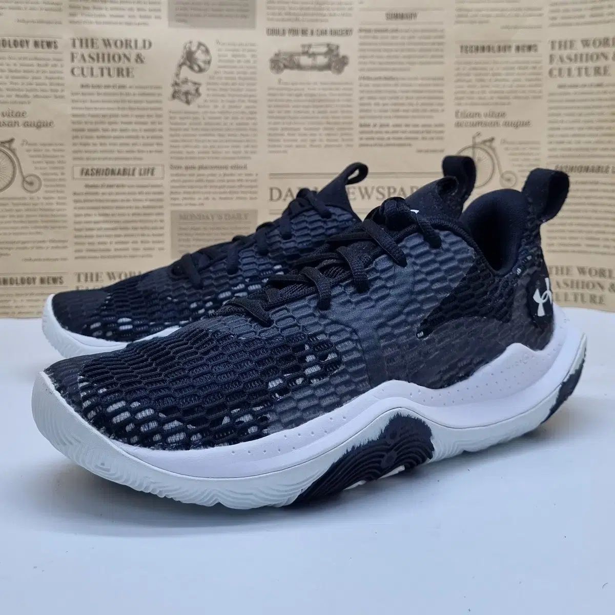 UNDER ARMOUR アンダーアーマー スポン3 バスケシューズ 250